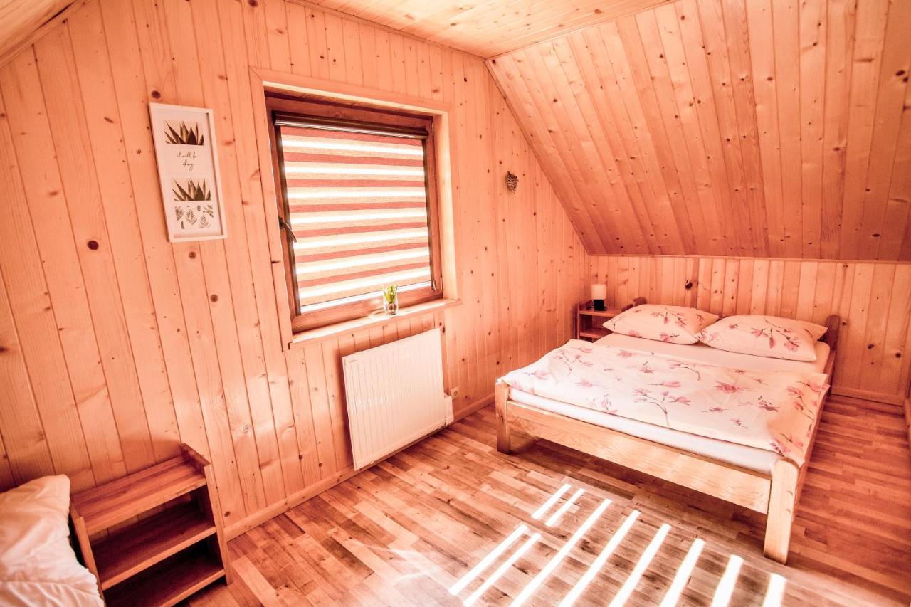 Chaty Na Cholewicy Domki Caloroczne Solina  Exterior foto